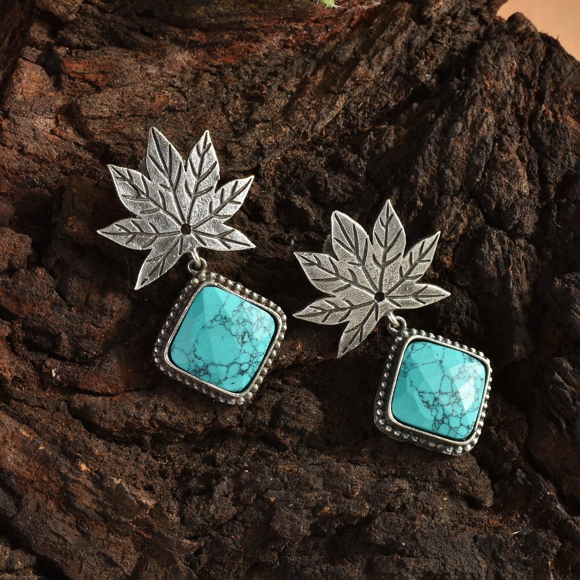 Silver Dangler Earrings