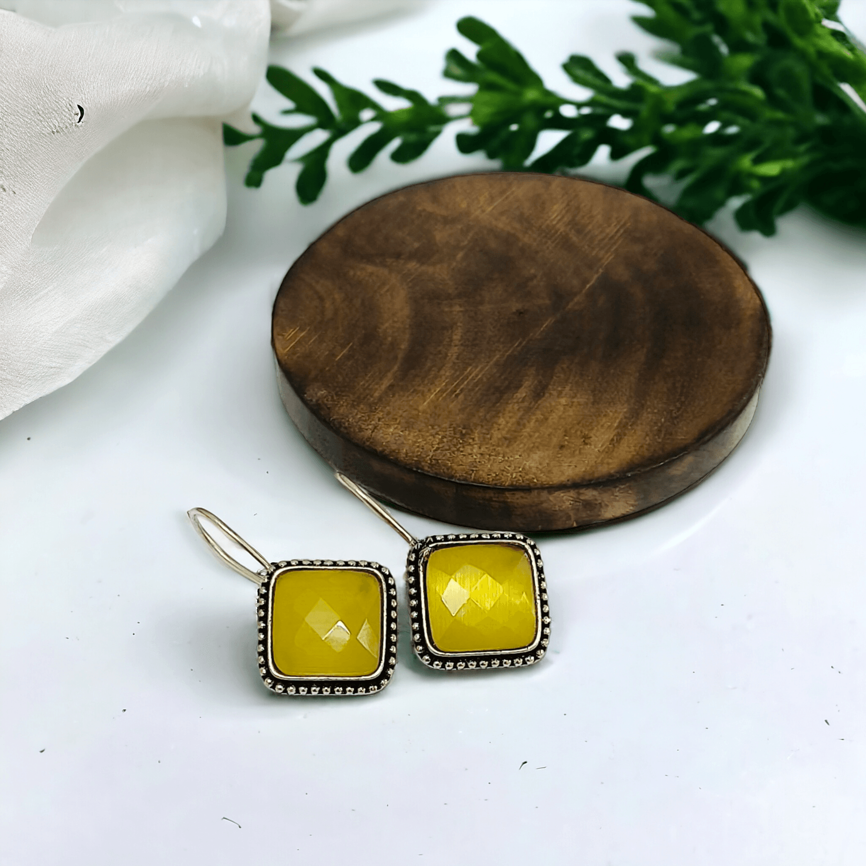 Monalisa Stone Oxidised Earrings | Sarichka