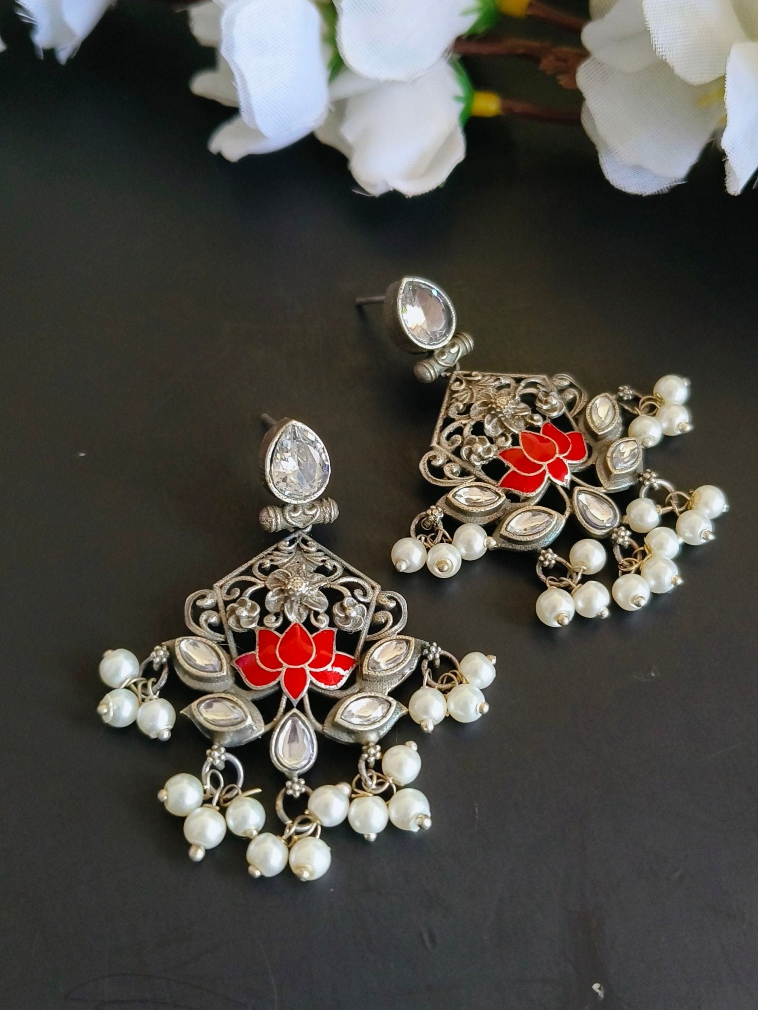 Clustered Pearl Oxidised Silver Earrings | Sarichka - Sarichka FashionSarichka Fashion